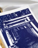 Linogravure originale d’un Torii mystérieux à Kanazawa