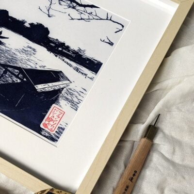 Linogravure de la rivière Katsura à Arashiyama version bleue face