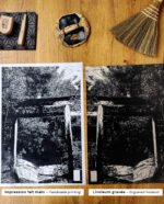 Linogravure japonaise « Balade sacrée » d’un torii dans la forêt de Miyajima