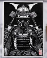 Face au Guerrier : Linogravure japonaise d’une armure de Samurai