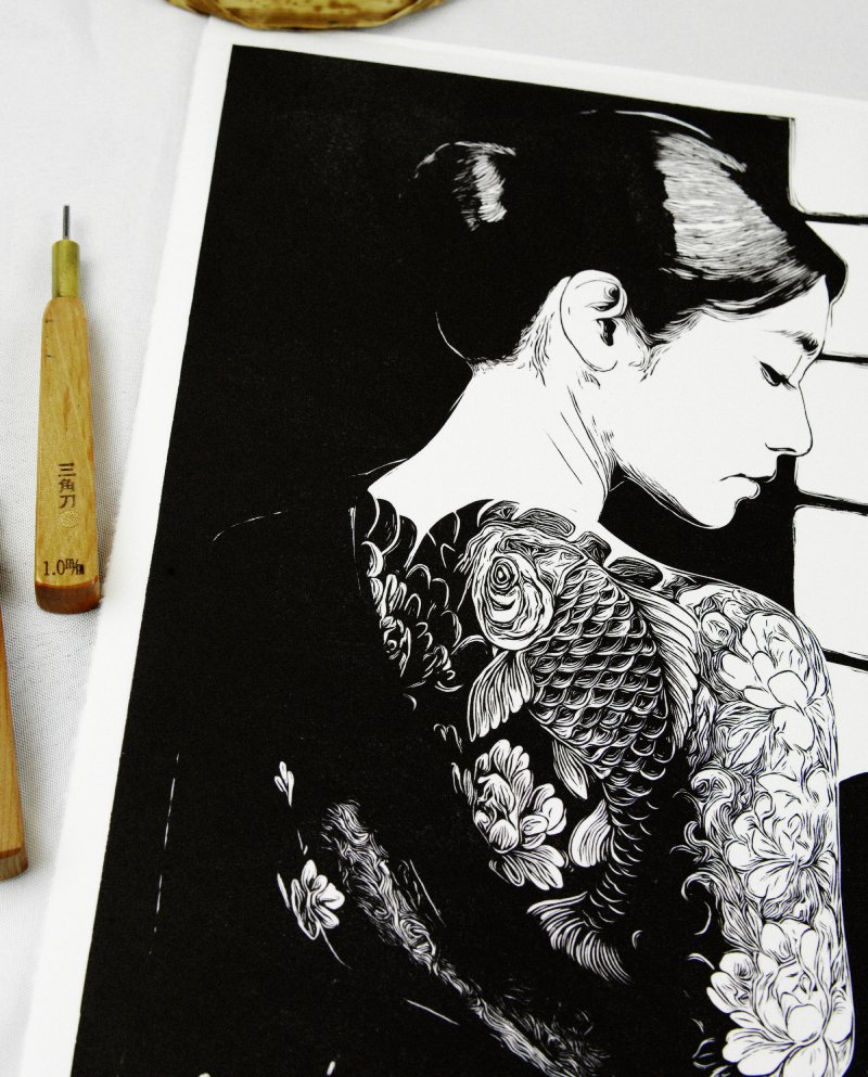 Linogravure japonaise Himeraretabi 秘められた美, "beauté cachée" noir
