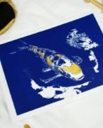 carpe koi et reflet lingravure japonaise bleue gouge