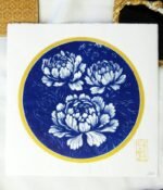 estampe japonaise pivoine fleur linogravure bleu