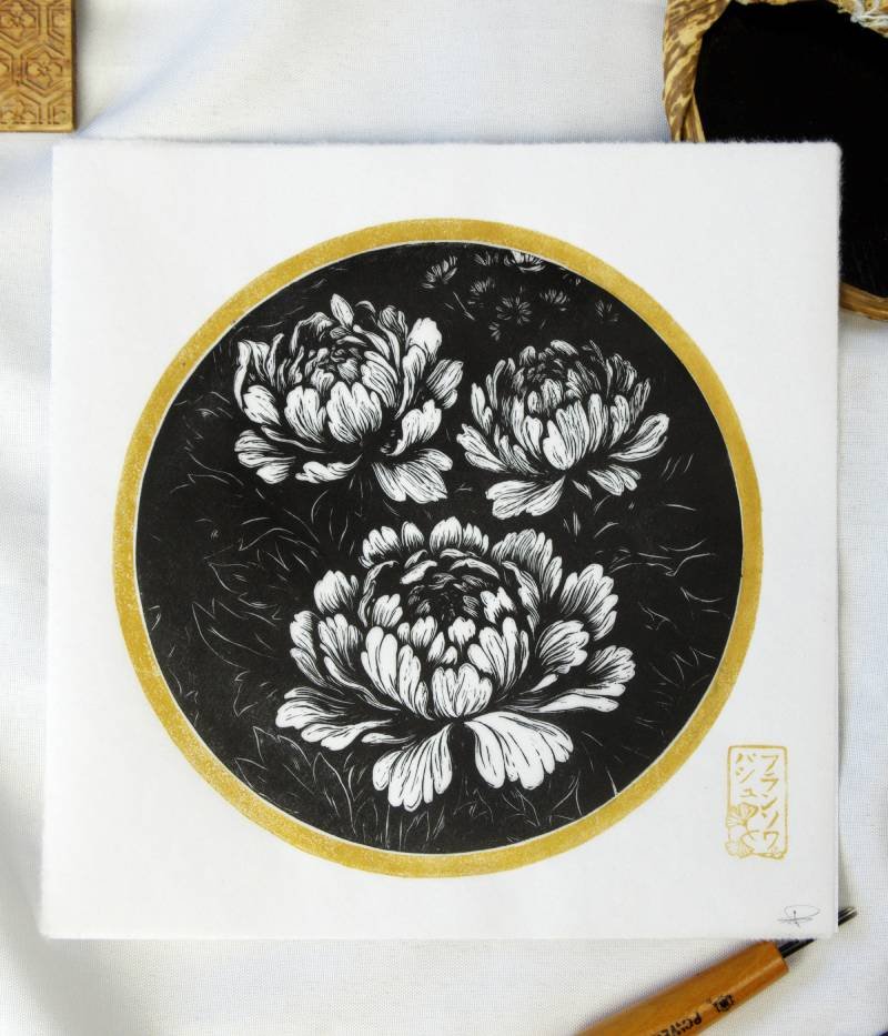 estampe japonaise pivoine fleur linogravure noir