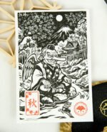 Estampes japonaises Yokai des saisons au format A6 : linogravures artisanales représentant un kappa, un tengu, un kitsune et un tanuki, imprimées à la main en noir, bleu et violet.